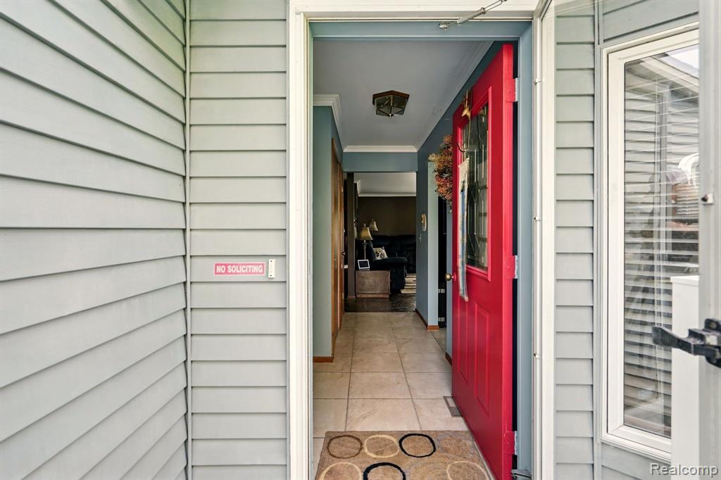 4466 COLONY Court, Swartz Creek, MI 48473 — Photo 6