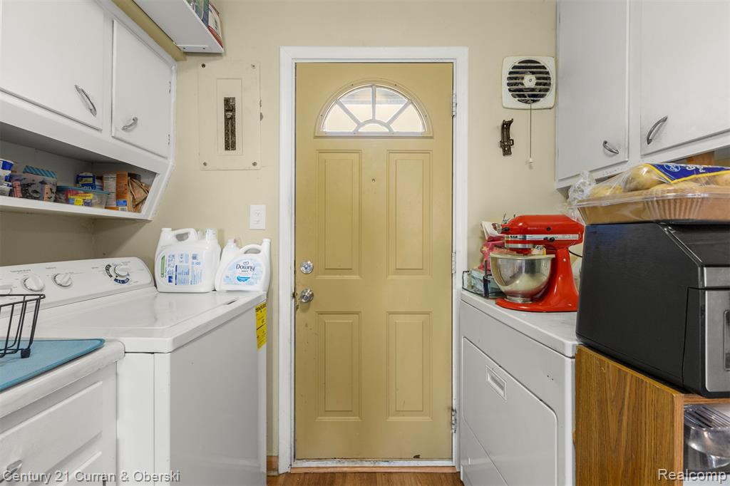 8075 William Street, Taylor, MI 48180 — Photo 25