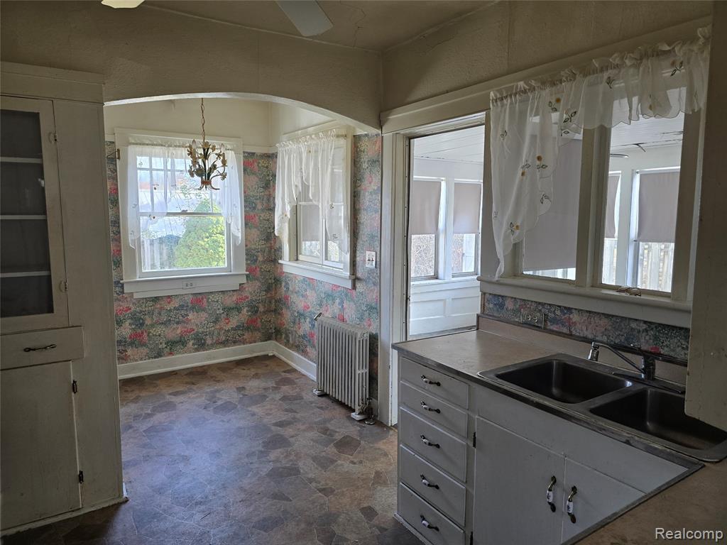 939 Backus Street, Jackson, MI 49202 — Photo 11