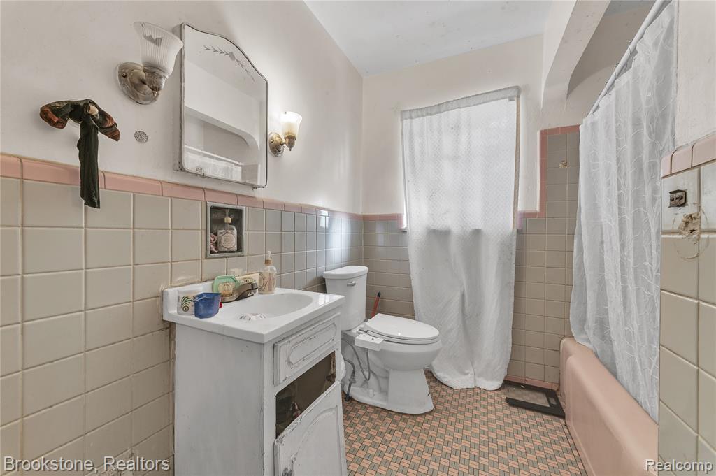 5801 Oakman Boulevard, Detroit, MI 48204 — Photo 15