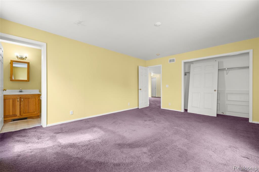 8118 Emerald Lane W, Westland, MI — Photo 11