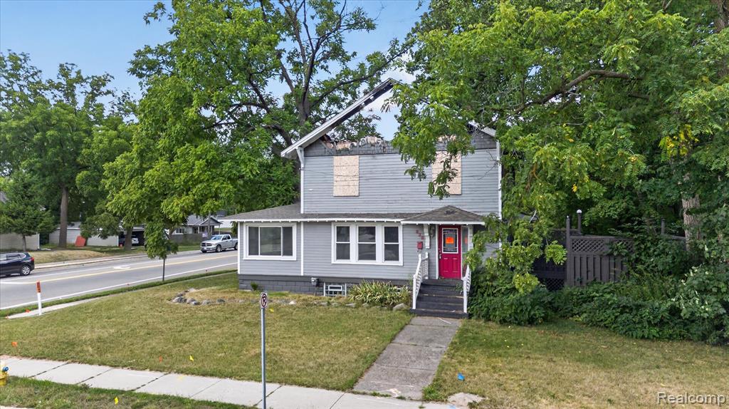938 W Oregon Street, Lapeer, MI 48446