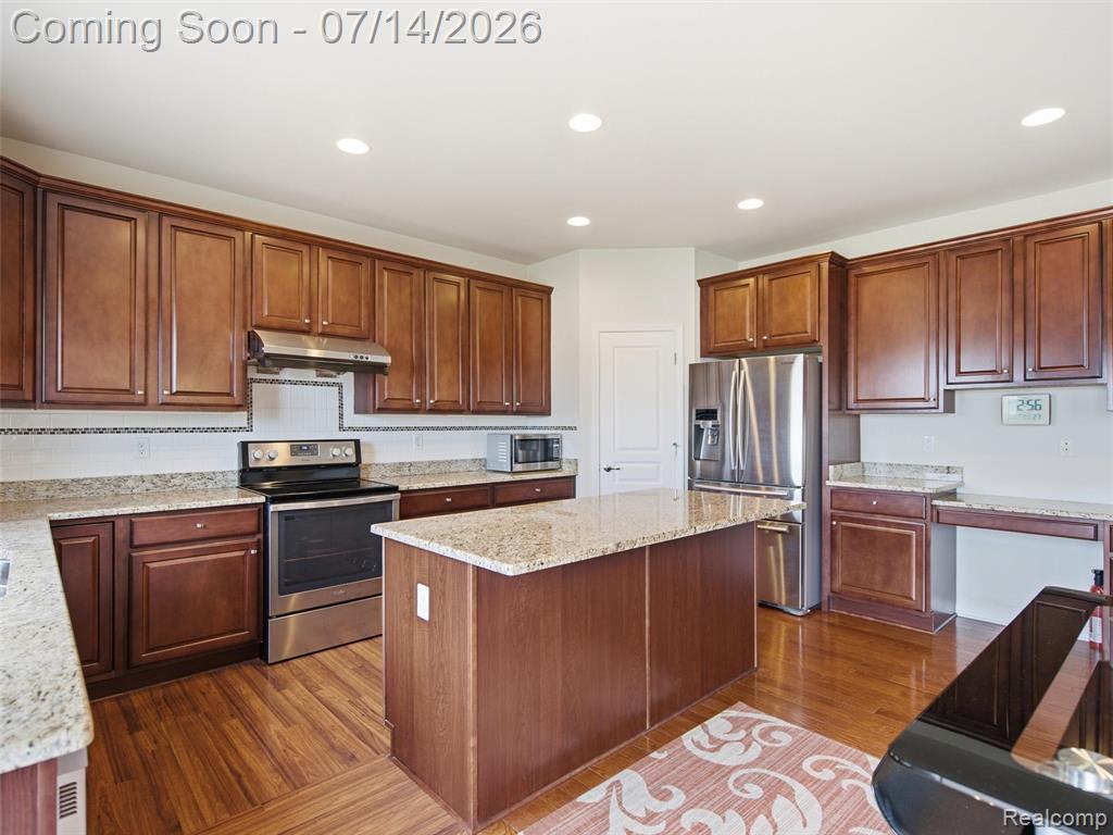 4853 Catalina Drive, Lake Orion, MI — Photo 26
