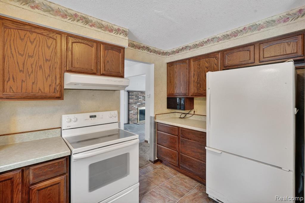 500 Granger Road, Ortonville, MI 48462 — Photo 18