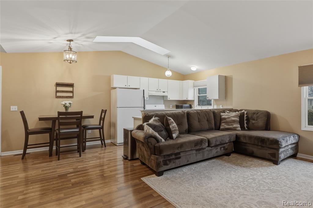 41781 King Edward Court, Clinton Twp, MI 48038 — Photo 4