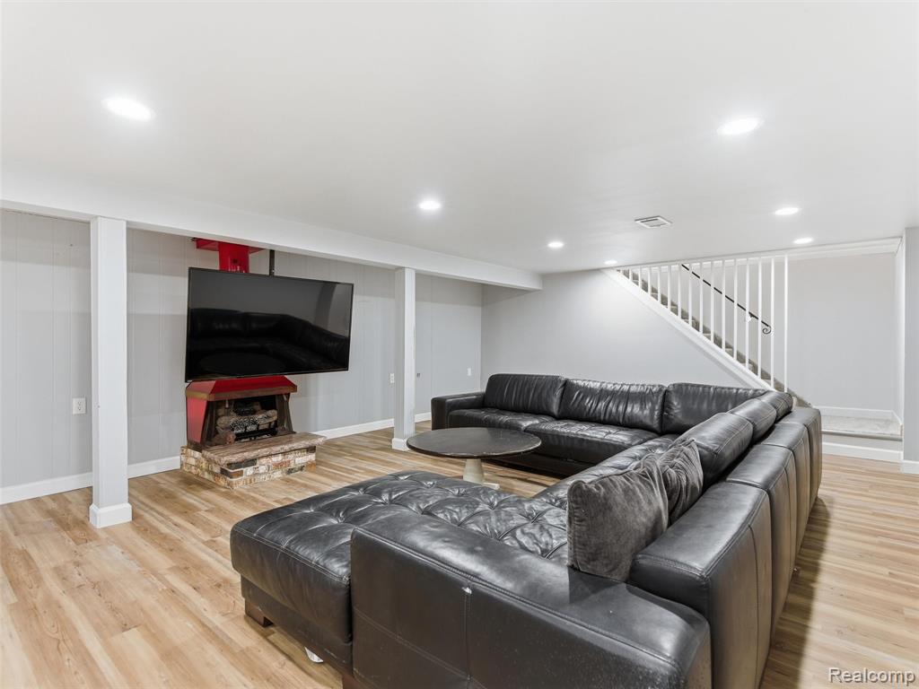 5409 Stony Hill Court, Grand Blanc, MI 48439 — Photo 49
