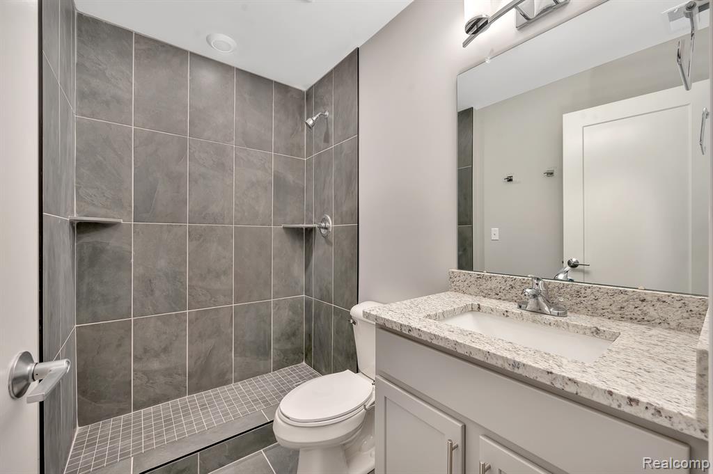 41600 ORIANNA Lane, 14, Novi, MI — Photo 34