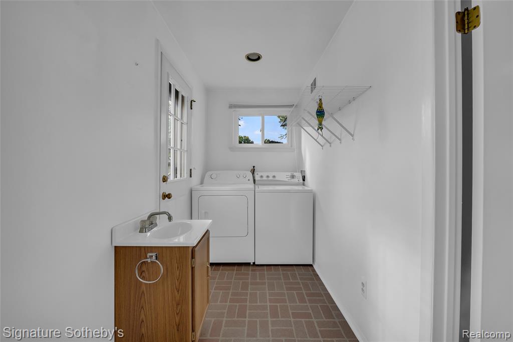 125 North Avenue, Algonac, MI 48001 — Photo 17