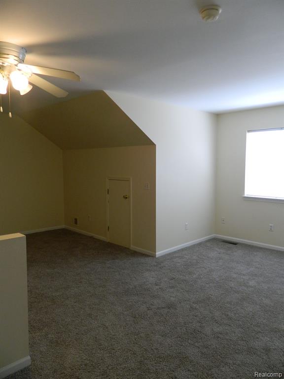 5483 Seabreeze Lane, Sterling Heights, MI 48310 — Photo 16