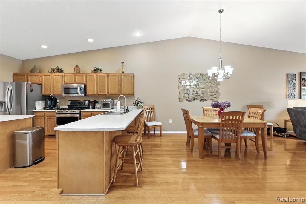 810 Crystal Lane, Marysville, MI 48040 — Photo 17