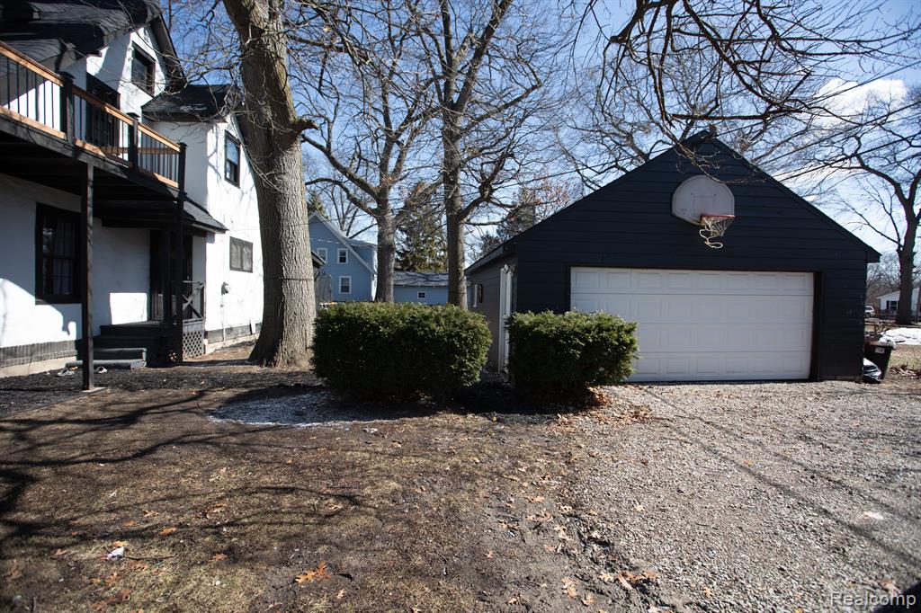 838 JENKINSON Street, Port Huron, MI 48060 — Photo 6