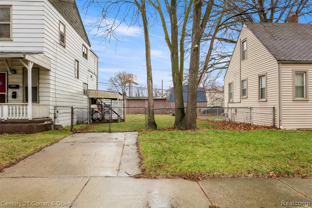 11352 Rivard Avenue, Warren, MI 48089