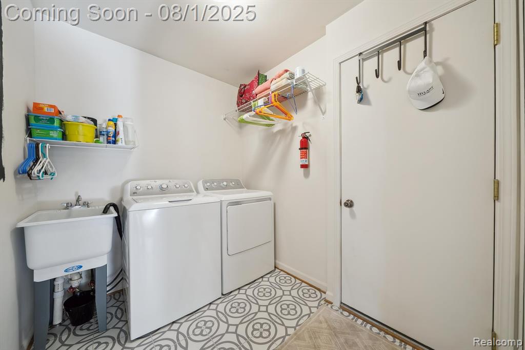 999 Hickory Drive, Brighton, MI 48116 — Photo 29