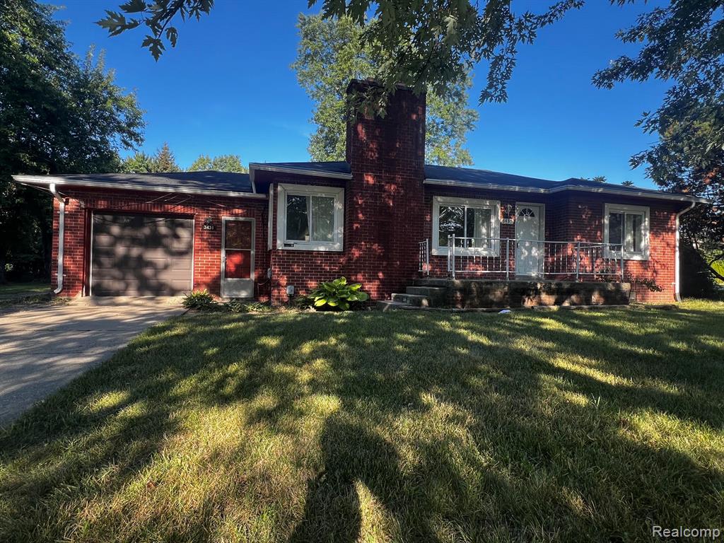 3431 Crooks Road, Troy, MI 48084