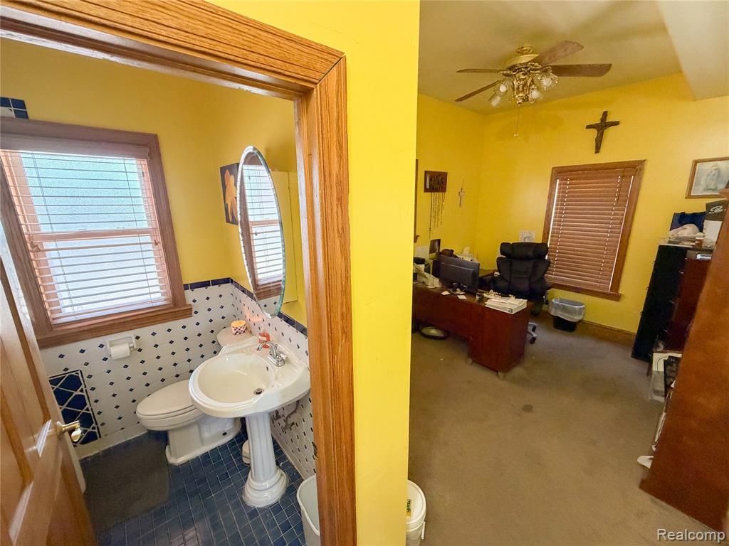703 Saint John Street, Wyandotte, MI 48192 — Photo 62