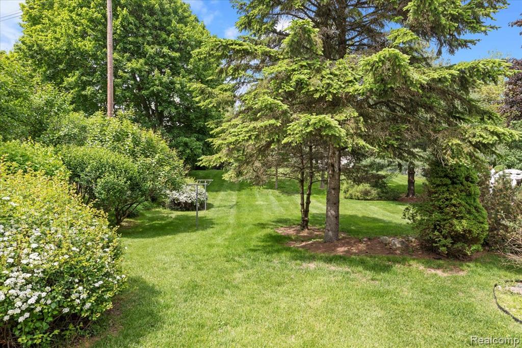 91 Dennison Street, Oxford, MI 48371 — Photo 35
