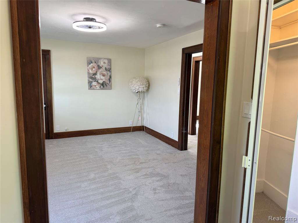 563 Eureka Road, Wyandotte, MI 48192 — Photo 14