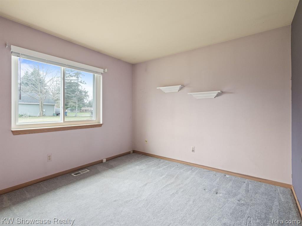 841 GOLDEN Drive, White Lake, MI — Photo 18