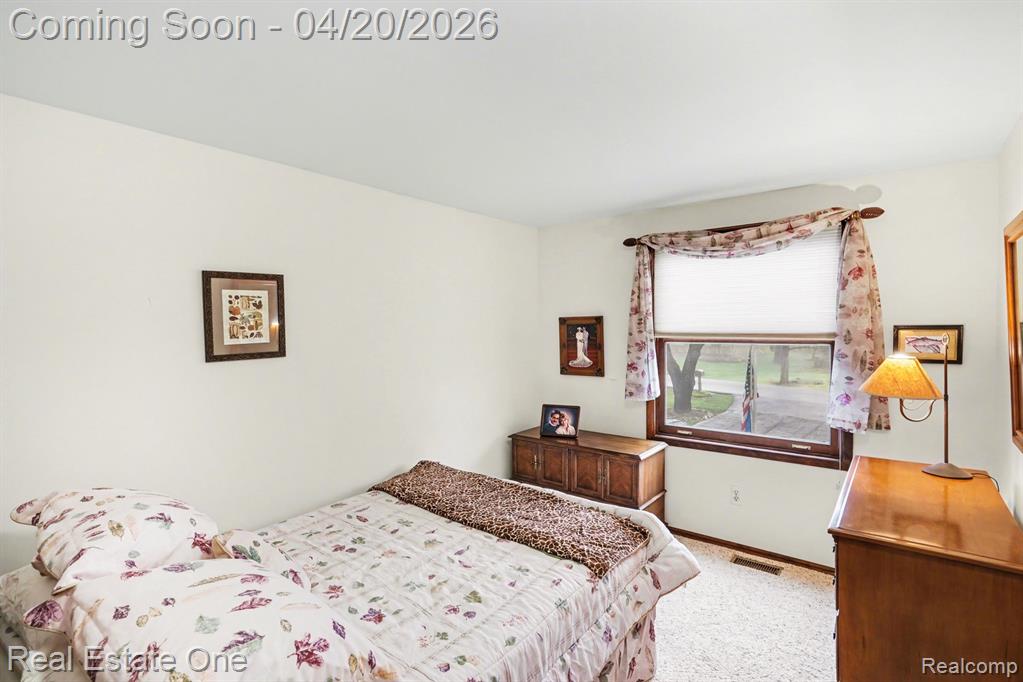 1355 Grebe Road, Highland, MI — Photo 13
