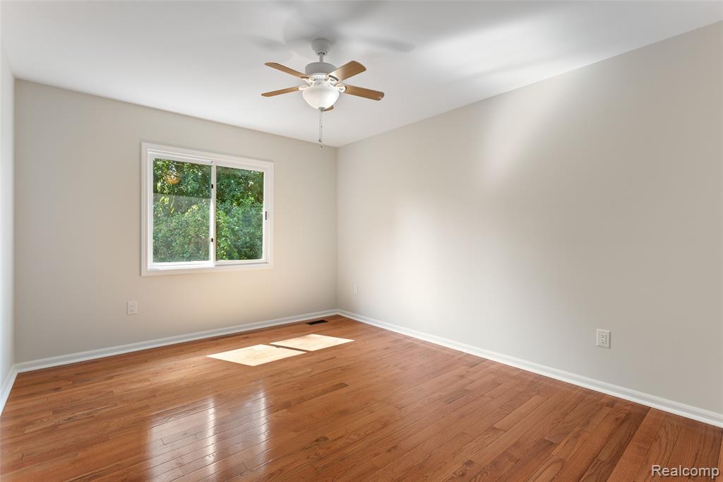 6890 Duchess Court, Troy, MI 48098 — Photo 34