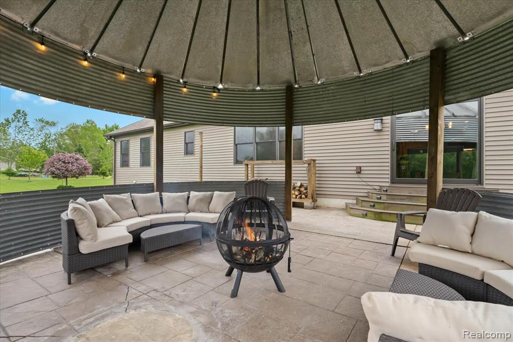 6035 Beard Road, Byron, MI 48418 — Photo 30