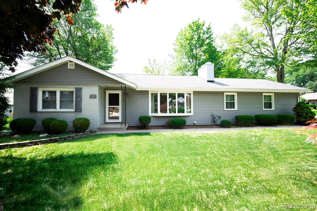 2016 Brandywine Lane, Port Huron, MI 48060