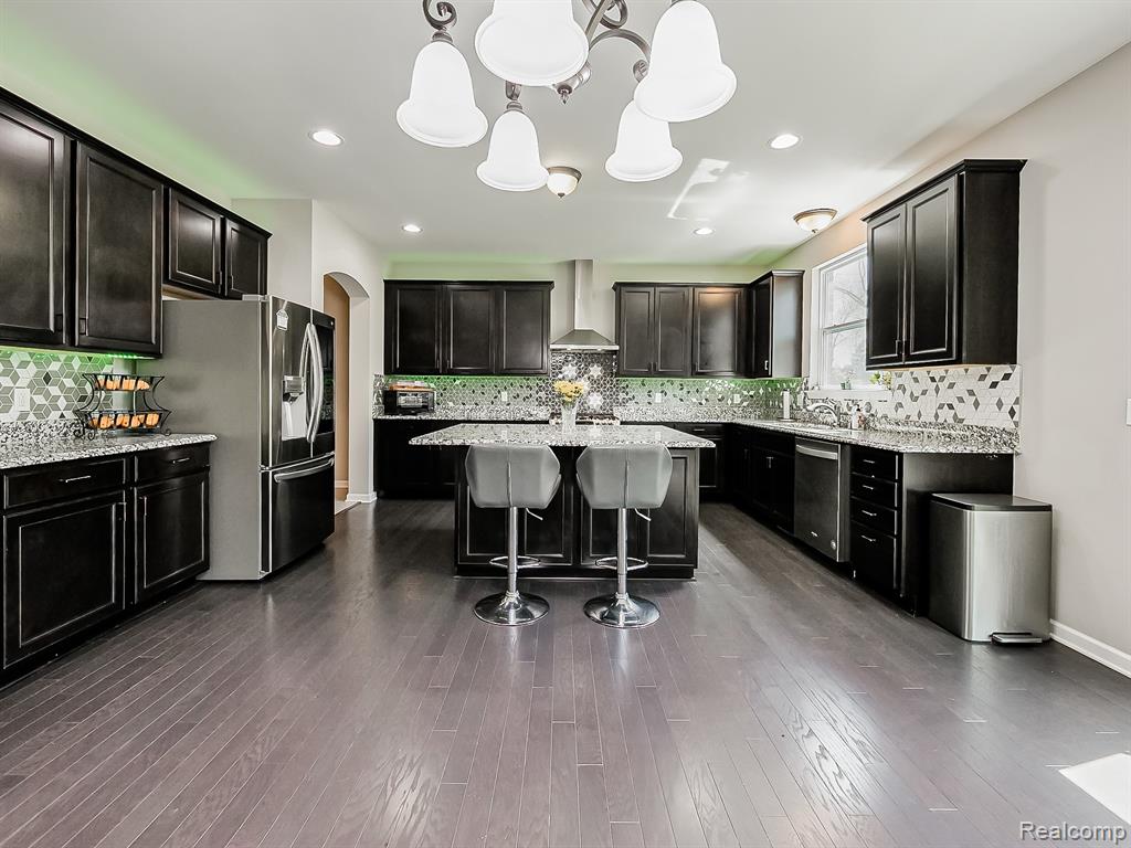 903 Leafdale Drive, Rochester Hills, MI 48307 — Photo 14