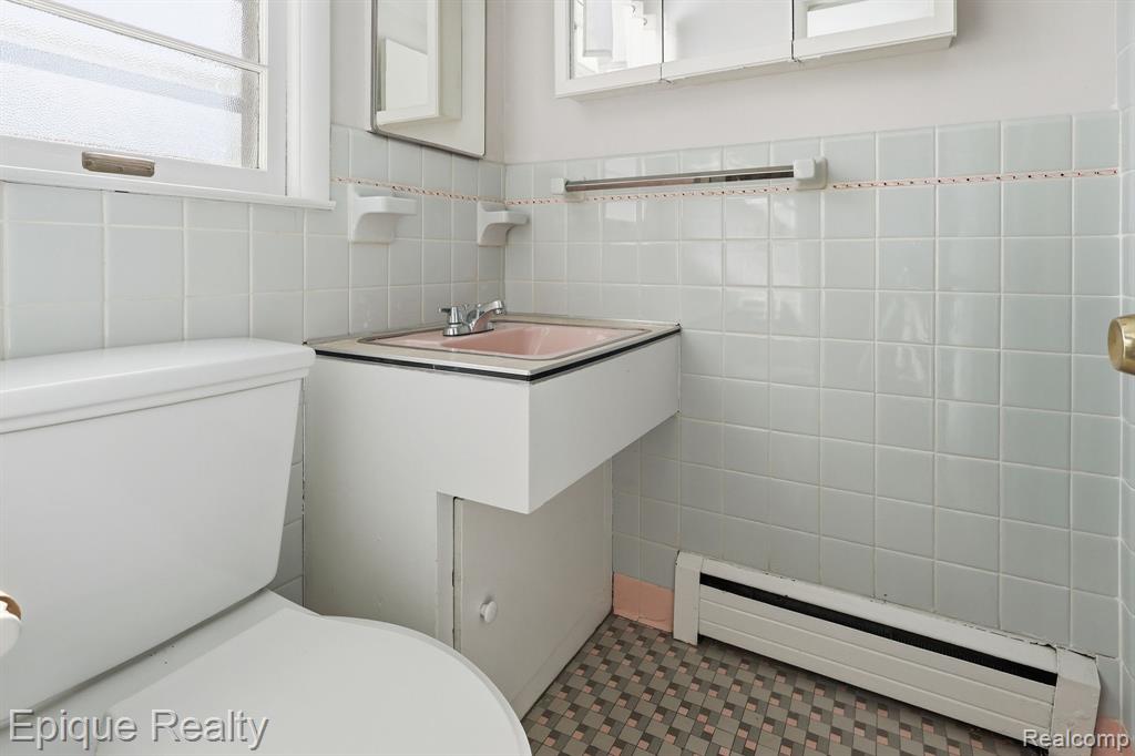 4448 Greenwood Drive, Okemos, MI 48864 — Photo 24