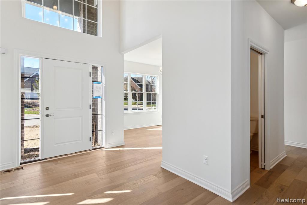 50520 Elmwood Court, Plymouth, MI 48170 — Photo 2