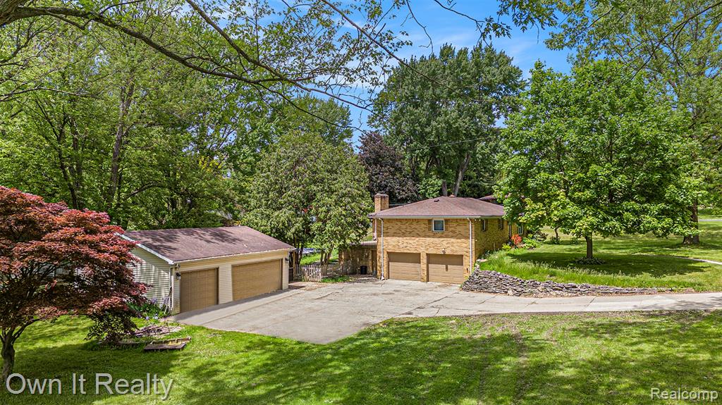 6615 Sandywell Drive, Temperance, MI 48182 — Photo 3
