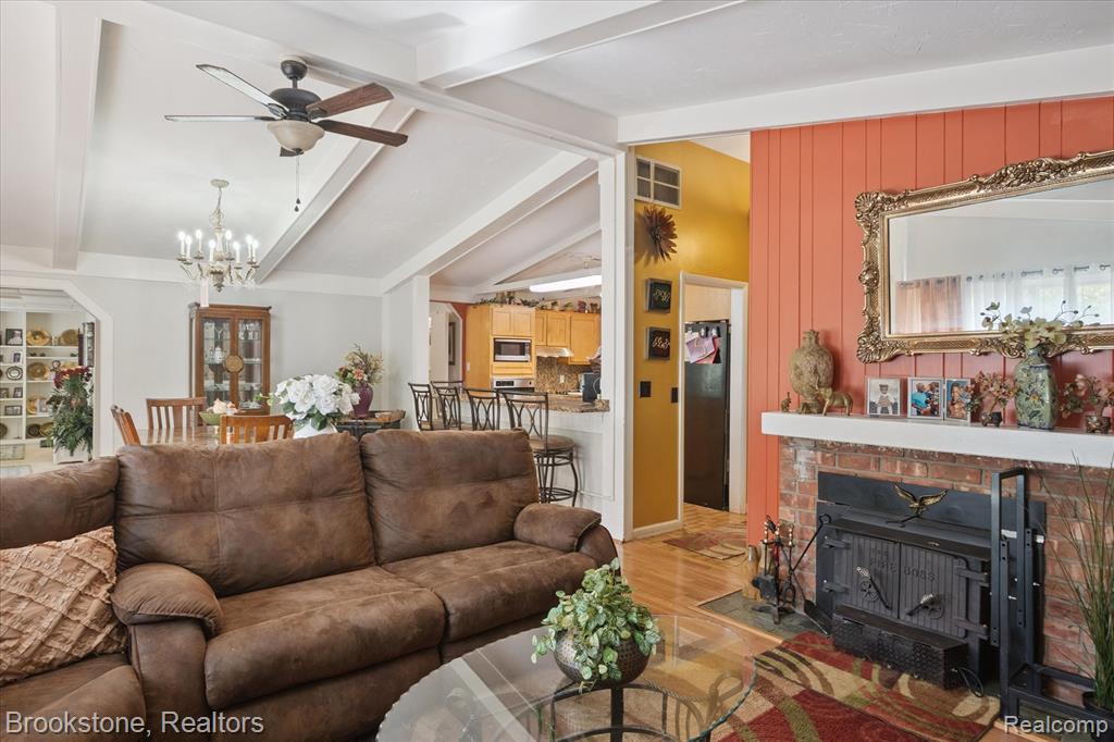 4665 W Maple Road, Bloomfield Hills, MI 48301 — Photo 12