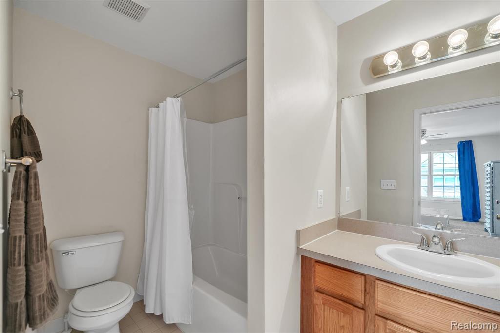 25298 SAINT JAMES, Southfield, MI 48075 — Photo 17