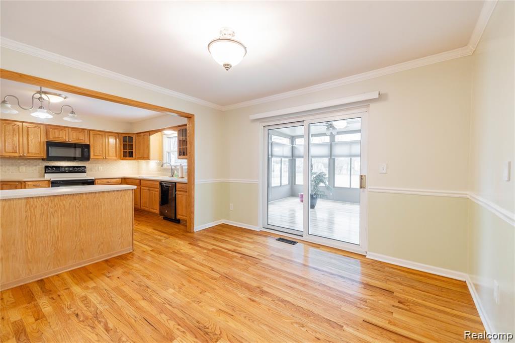 8258 Concord Road, Grosse Ile, MI 48138 — Photo 15