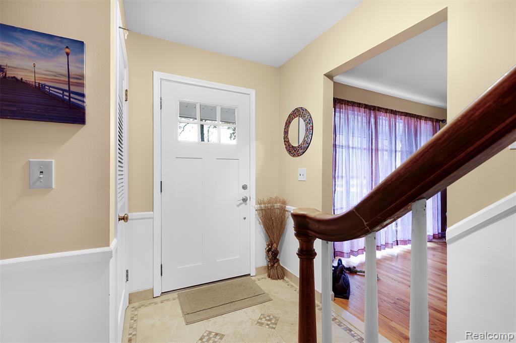 8855 Ferry Road, Grosse Ile, MI 48138 — Photo 3