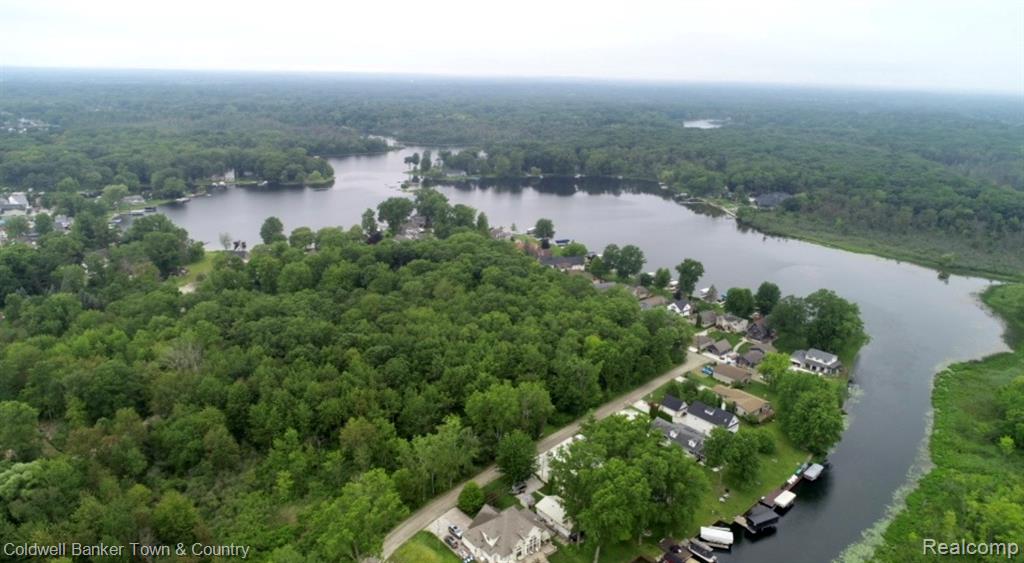 4583 Cornwell Lane, Whitmore Lake, MI 48189 — Photo 58