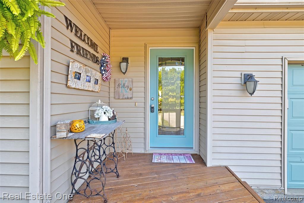 5327 Edgar Road, Clarkston, MI — Photo 4