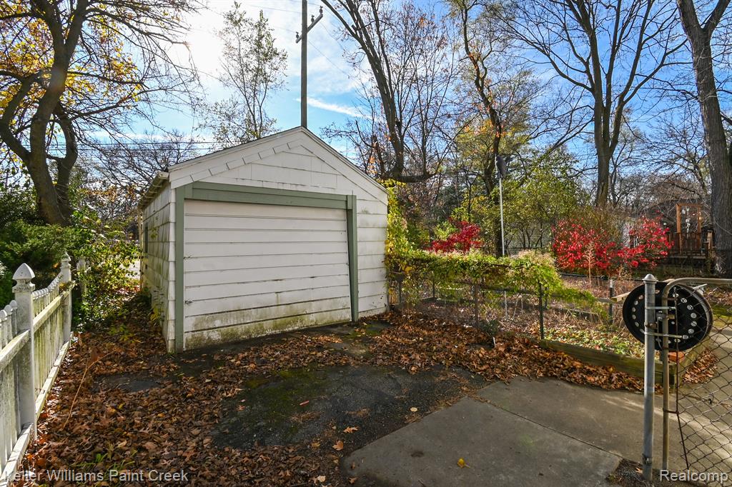 767 W DRAYTON Street, Ferndale, MI 48220 — Photo 35