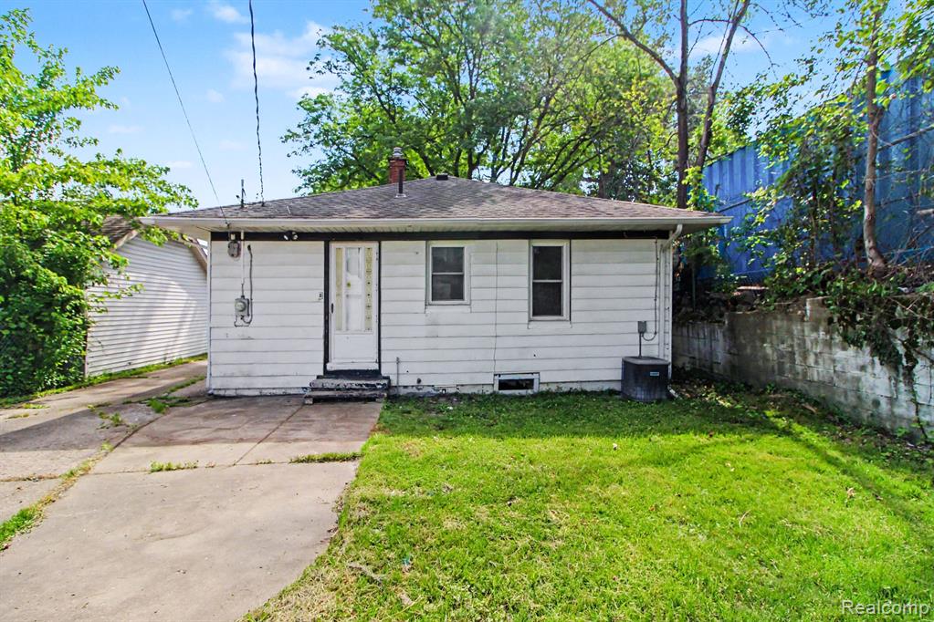 8653 Lanewood Street, Westland, MI — Photo 26