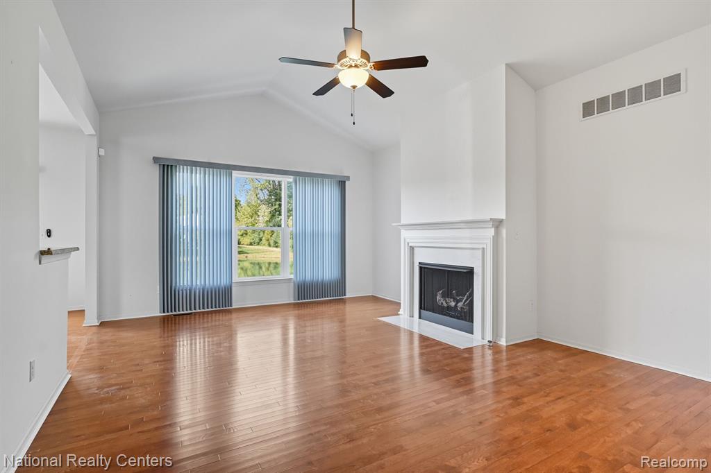 4160 Wrenwood Lane, 29, Canton, MI 48188 — Photo 3