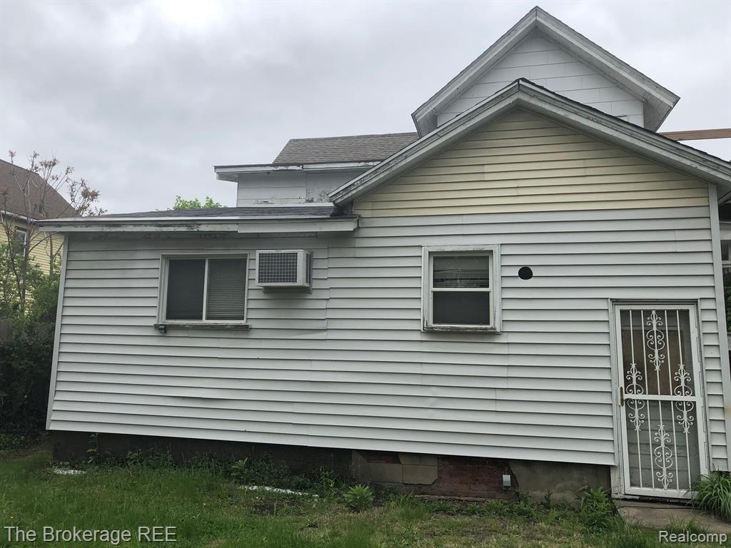 616 E 2ND Street, Flint, MI 48503 — Photo 23