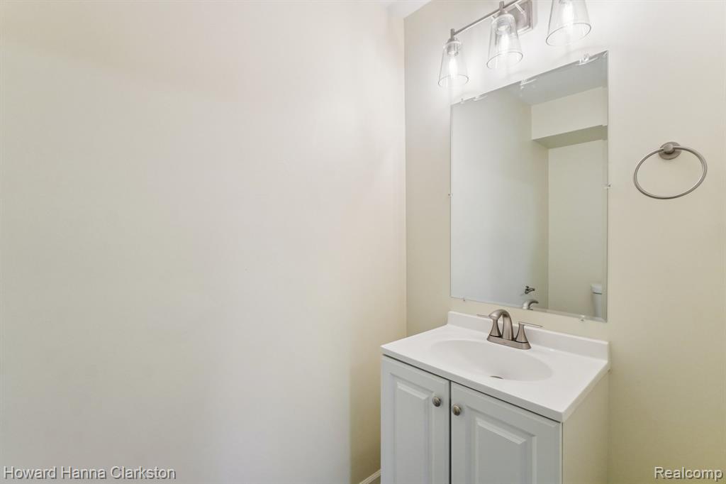 73 Poplar Avenue, Pontiac, MI 48342 — Photo 14
