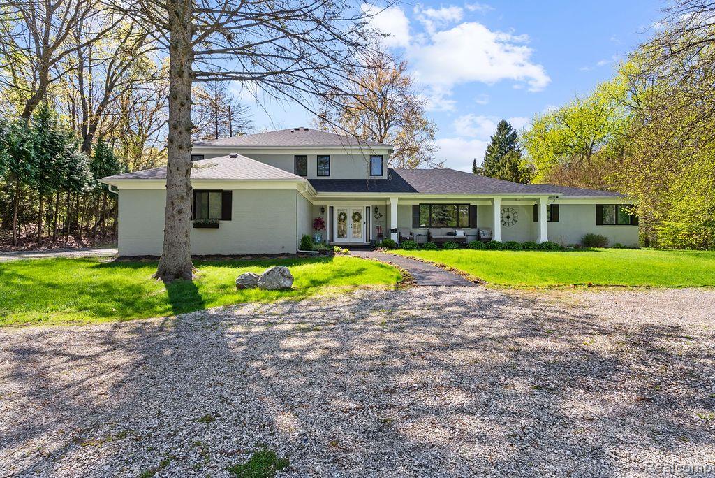 9855 ORTONVILLE Road, Clarkston, MI 48348 — Photo 70