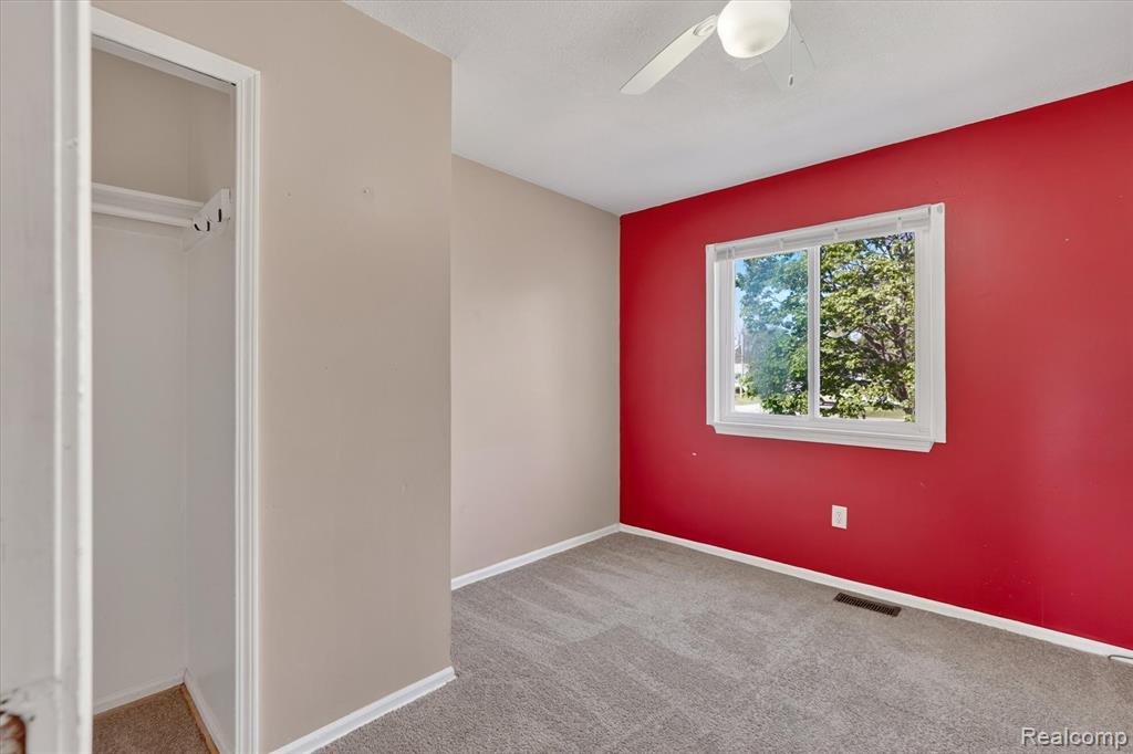 4450 N Vassar Road, Flint, MI 48506 — Photo 19