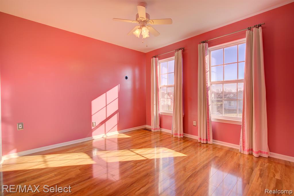 8056 LARK Lane, Grand Blanc, MI 48439 — Photo 24