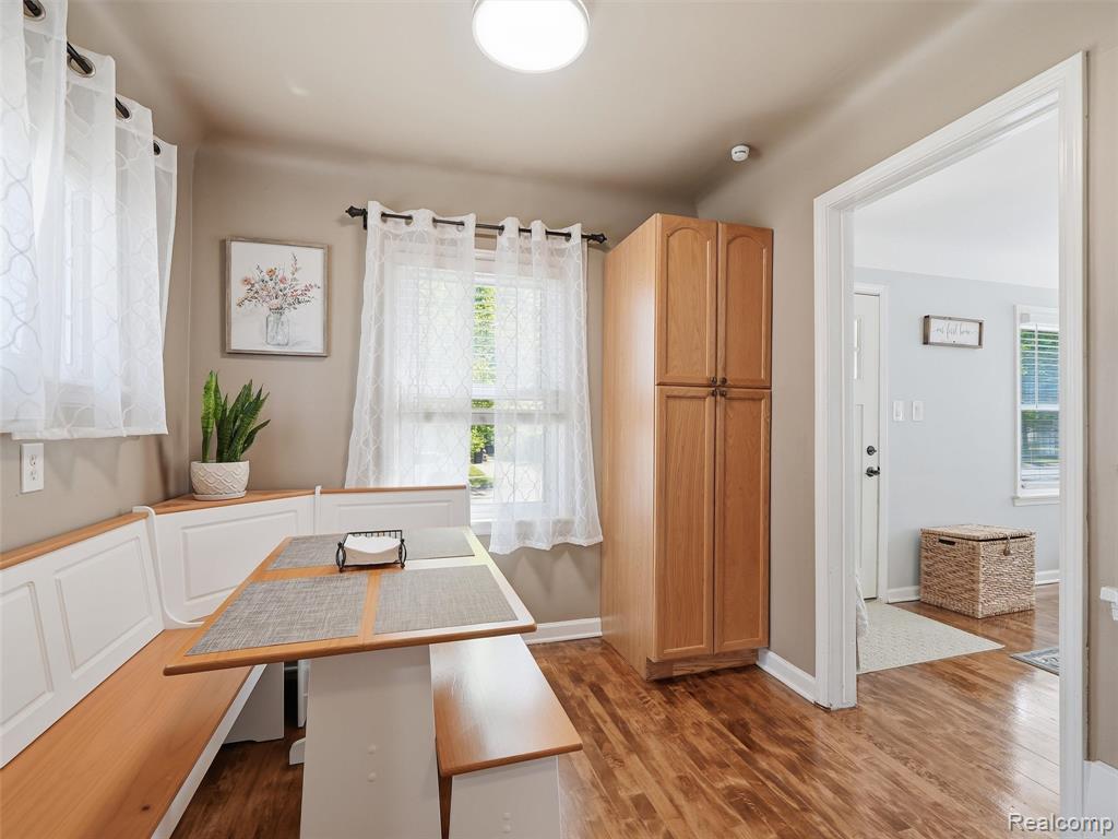 433 Dewey Street, Royal Oak, MI 48067 — Photo 8