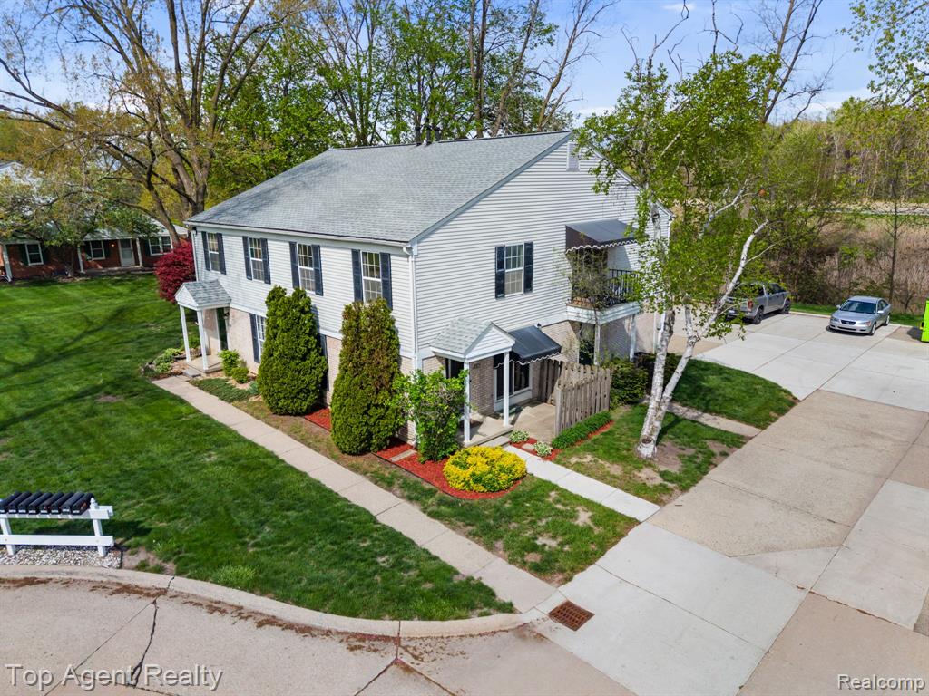 24755 Meadow Lane, Harrison Township, MI — Photo 34