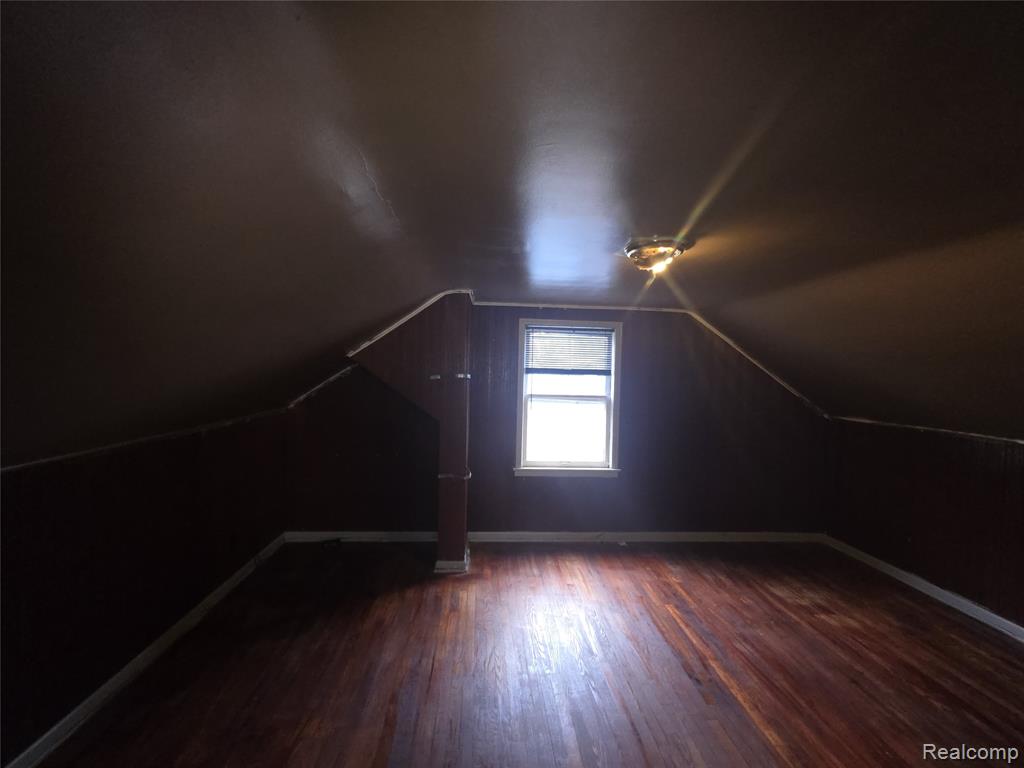 18945 Rosemont Avenue, Detroit, MI 48219 — Photo 17