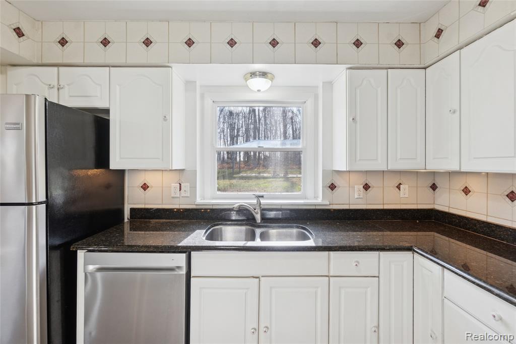 8603 Killinger Road, Fowlerville, MI 48836 — Photo 7