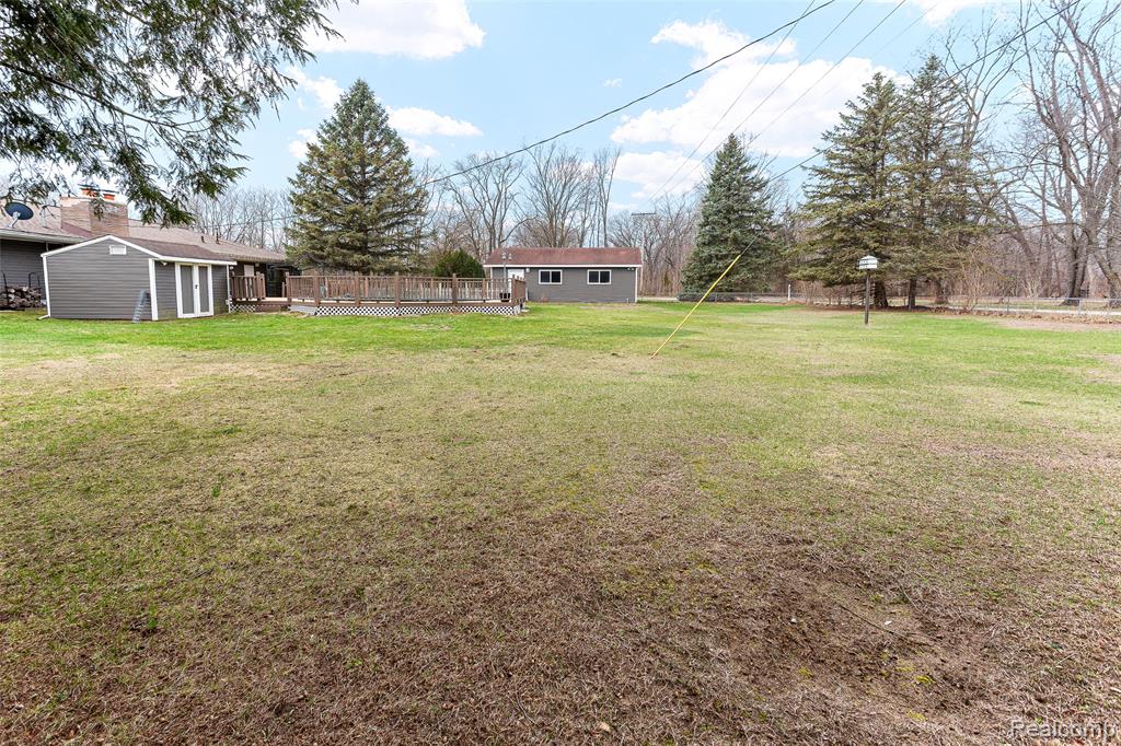 45784 Willis Road, Belleville, MI 48111 — Photo 36