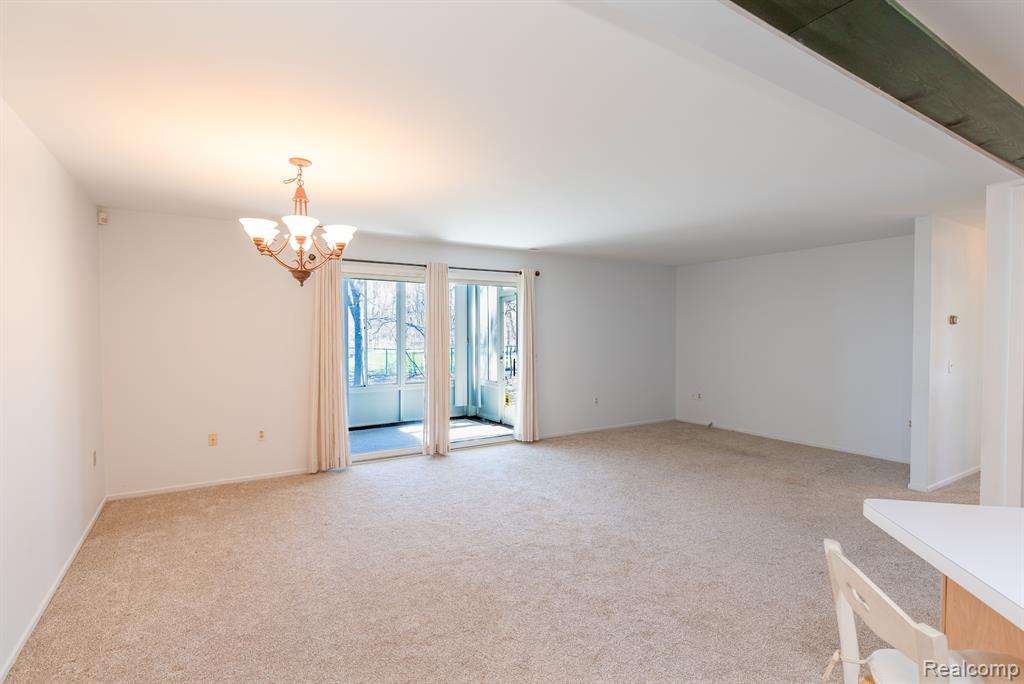 8187 GRAYS Drive, B3, Grosse Ile, MI 48138 — Photo 2